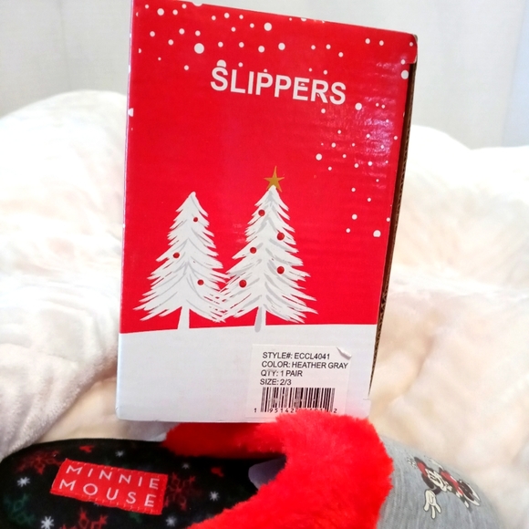 Disney Slippers (Big Kid) NIB #295 - Picture 4 of 5
